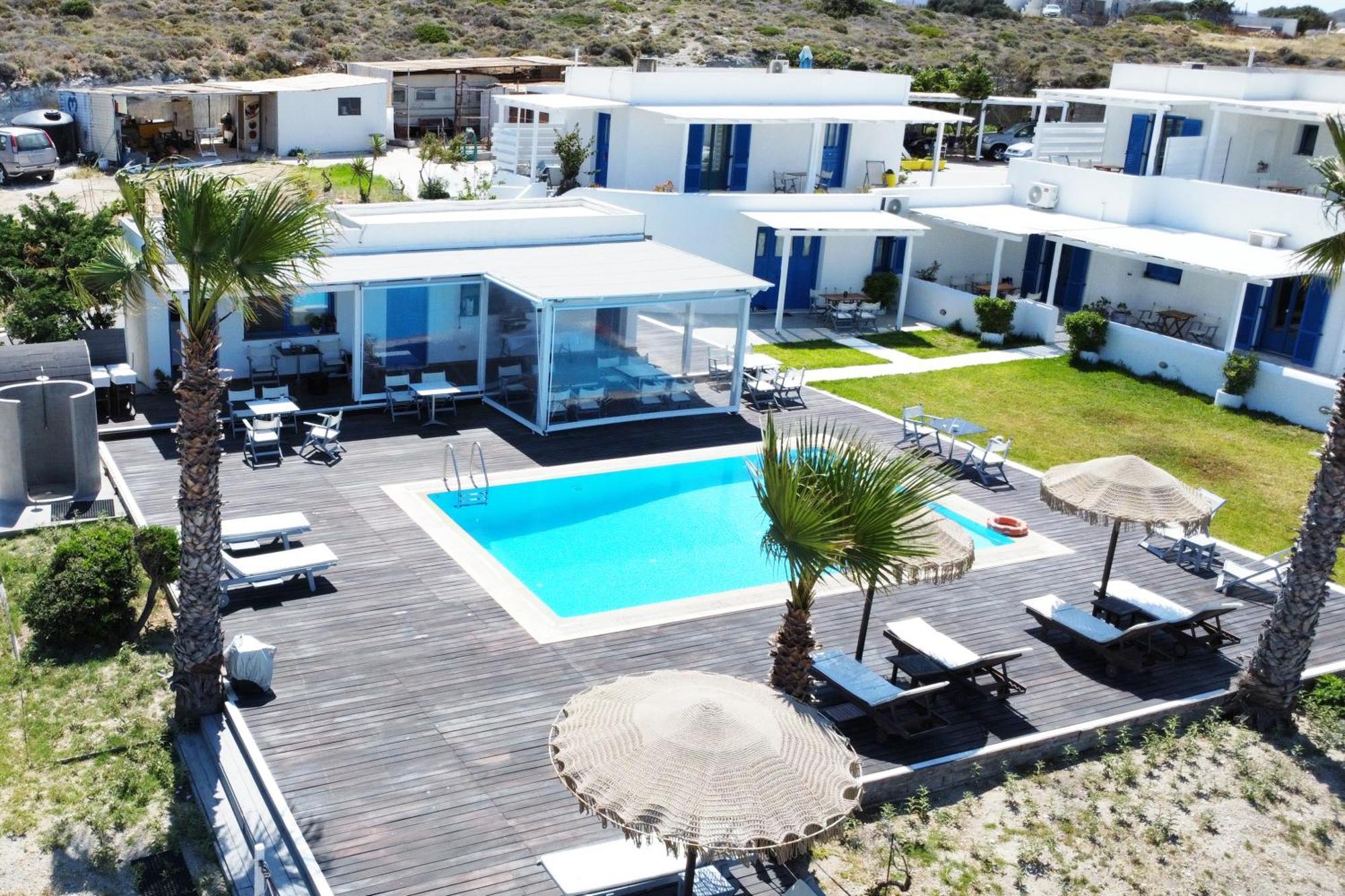 Argo-Milos Adamantas  Exterior photo